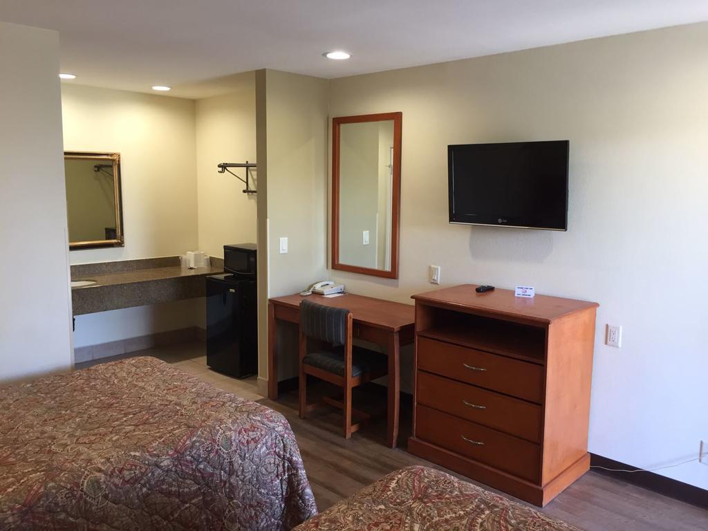 Simply Home Inn & Suites - Риверсайд Номер фото